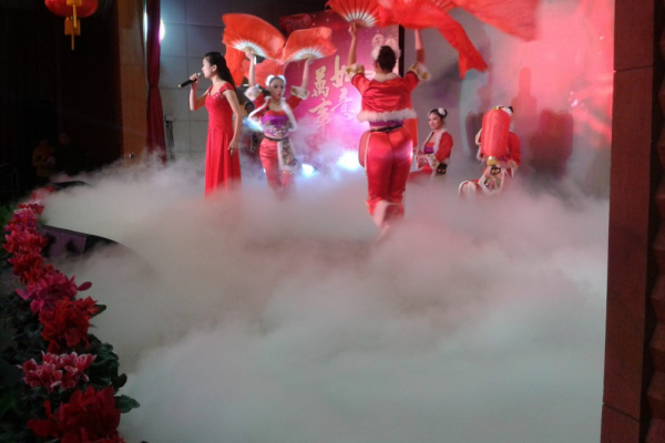 怎么樣做干冰呢
