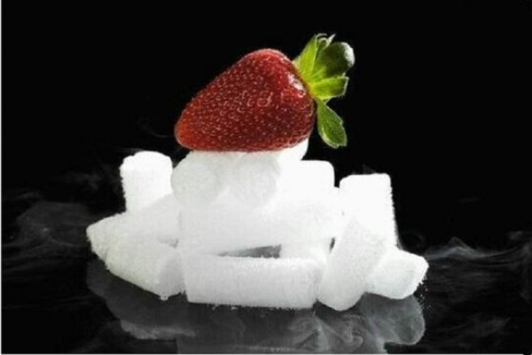 怎么取出干冰食用鹽溶液